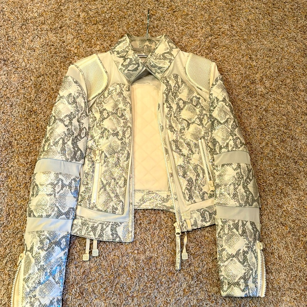 BLANC NOIR SIZE L 100% Leather and Mesh Jacket.  NWOT.